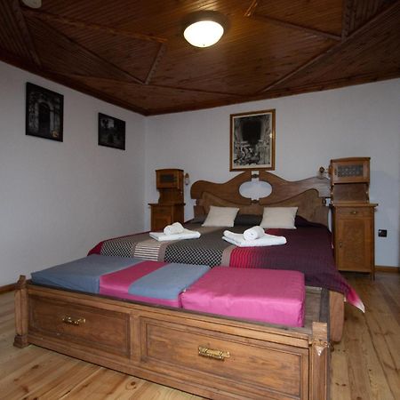 Старата Баkалия The Old Grocery, Guest Rooms Baltsjik Eksteriør bilde
