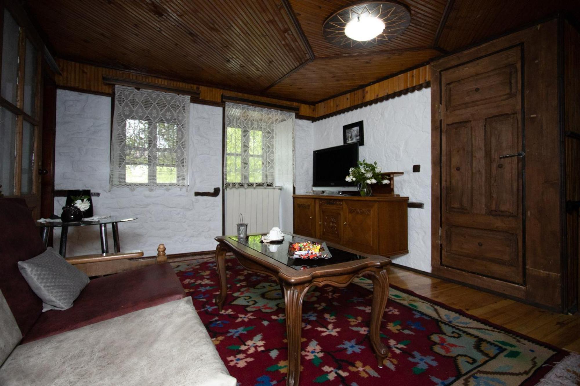 Старата Баkалия The Old Grocery, Guest Rooms Baltsjik Eksteriør bilde