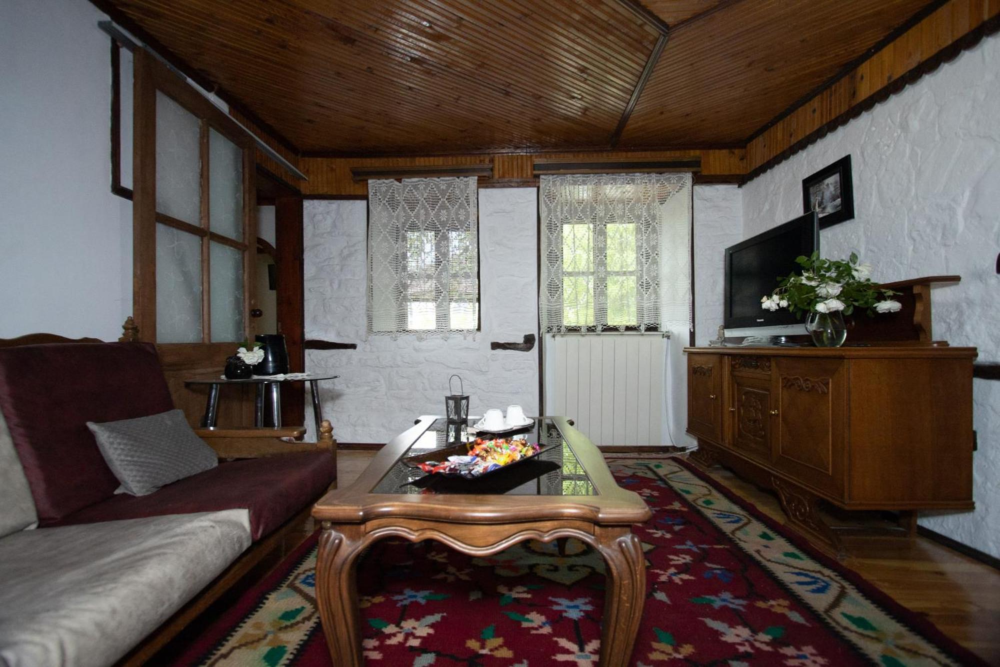 Старата Баkалия The Old Grocery, Guest Rooms Baltsjik Eksteriør bilde