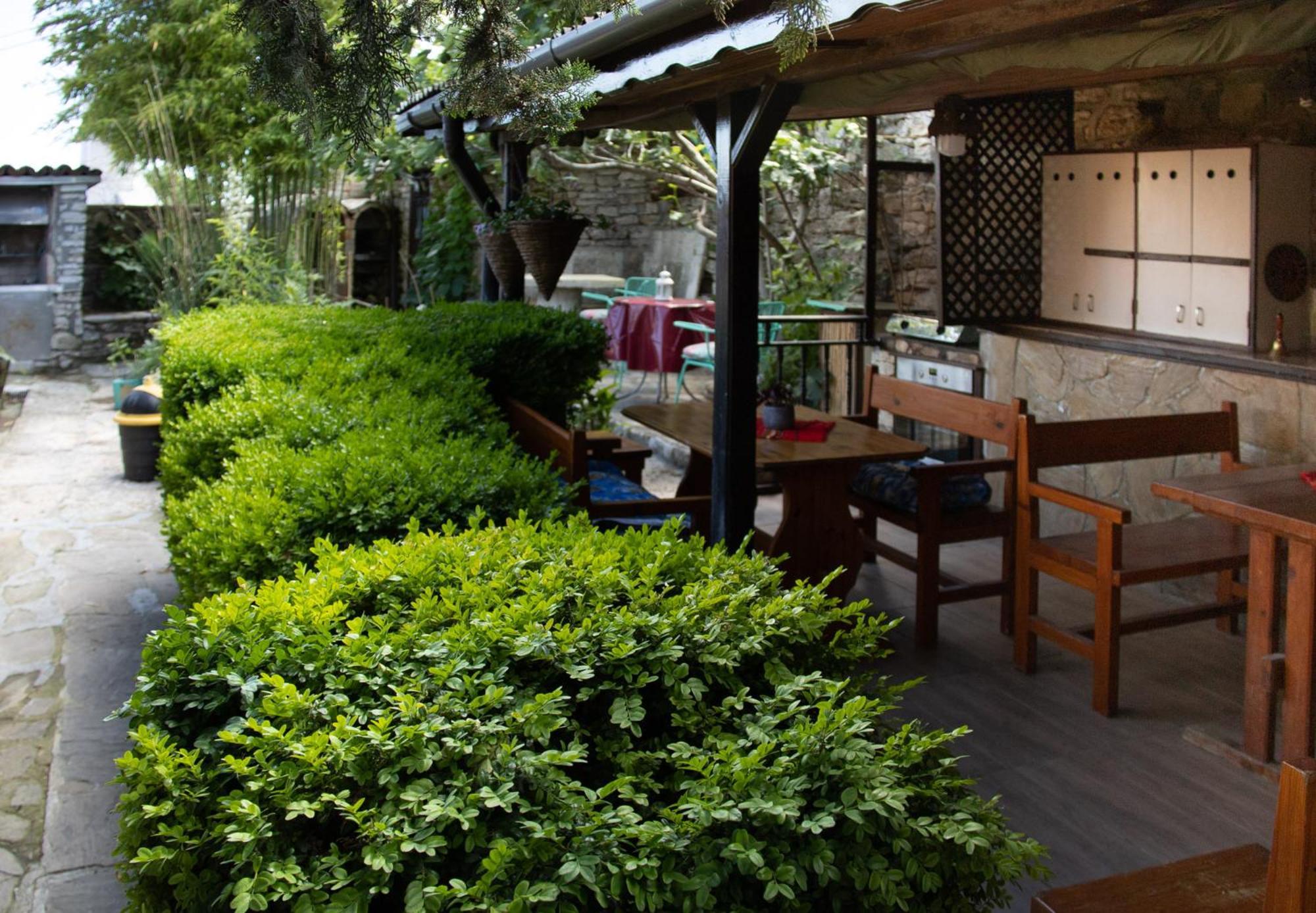 Старата Баkалия The Old Grocery, Guest Rooms Baltsjik Eksteriør bilde