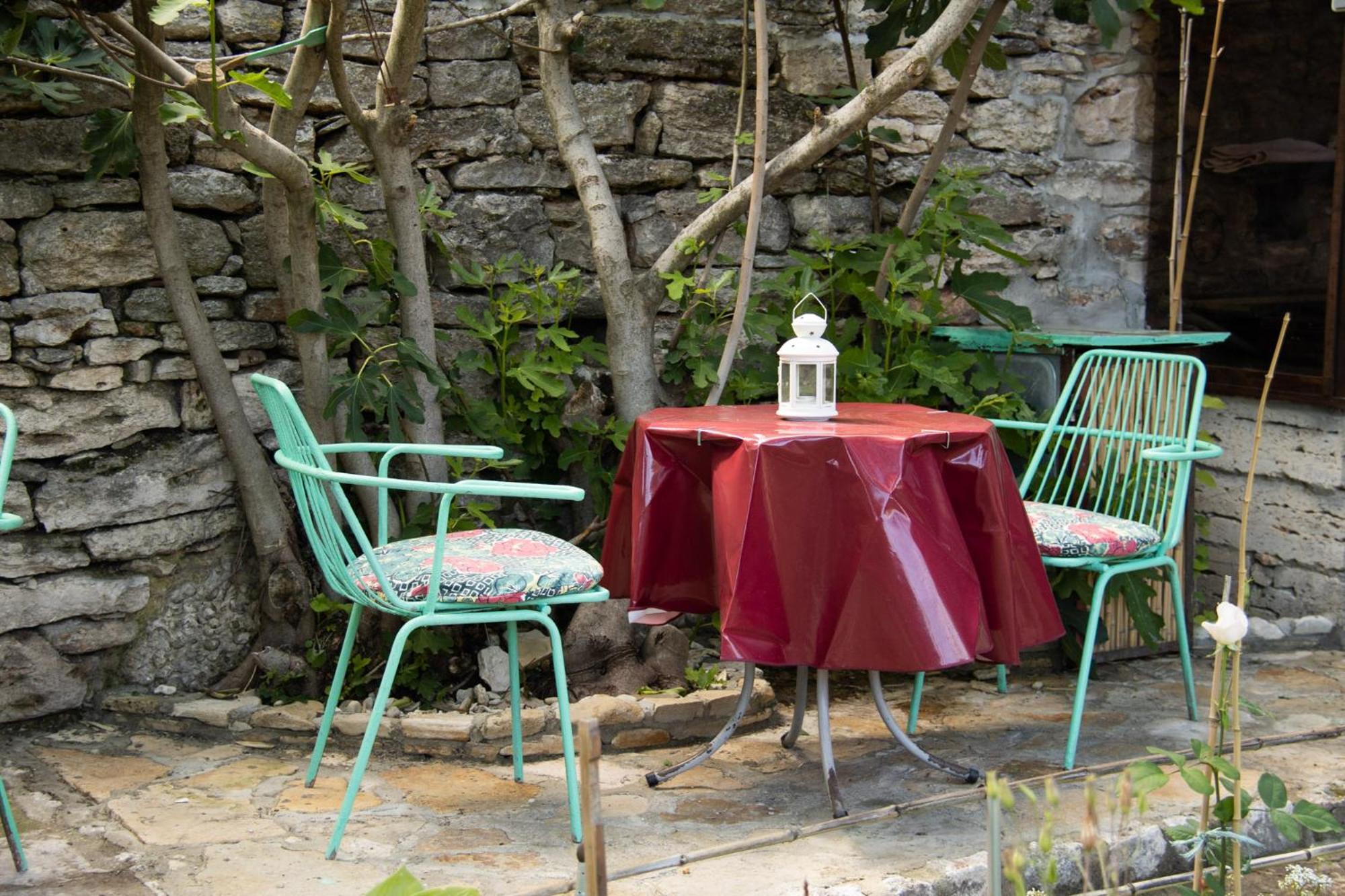 Старата Баkалия The Old Grocery, Guest Rooms Baltsjik Eksteriør bilde