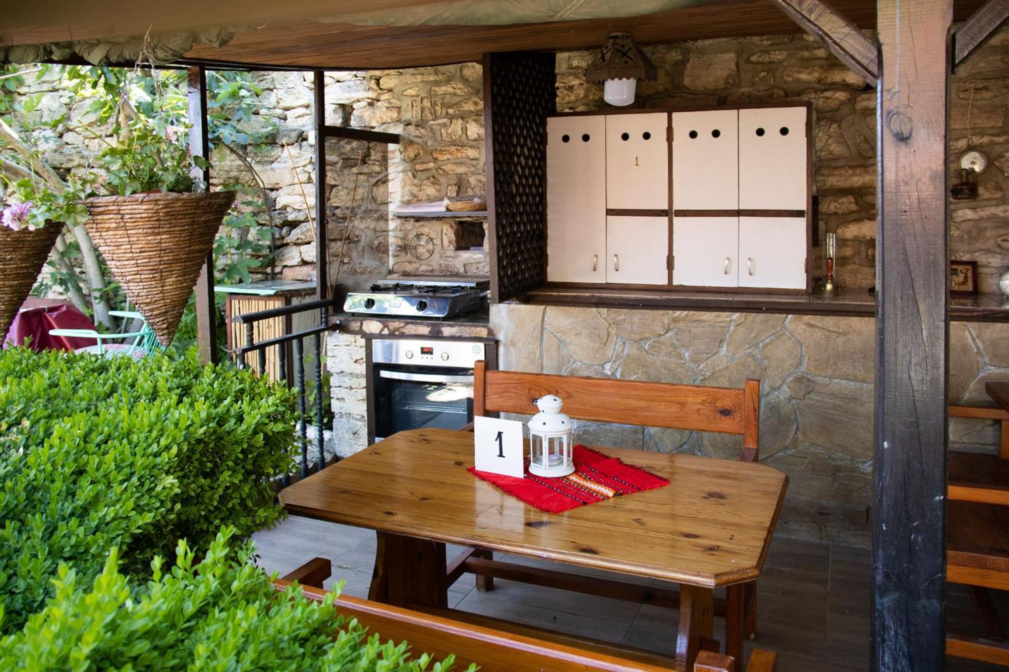 Старата Баkалия The Old Grocery, Guest Rooms Baltsjik Eksteriør bilde