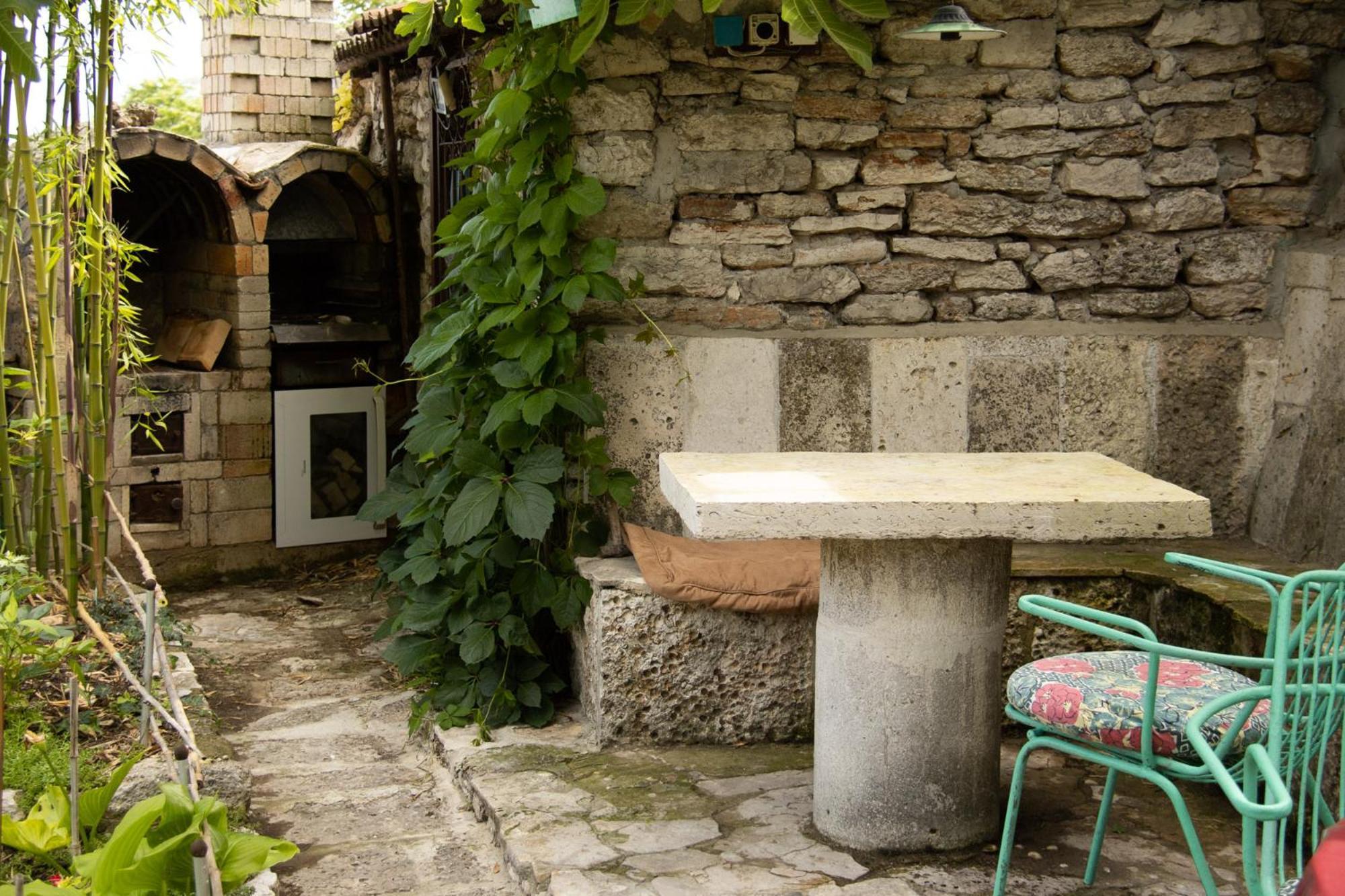 Старата Баkалия The Old Grocery, Guest Rooms Baltsjik Eksteriør bilde